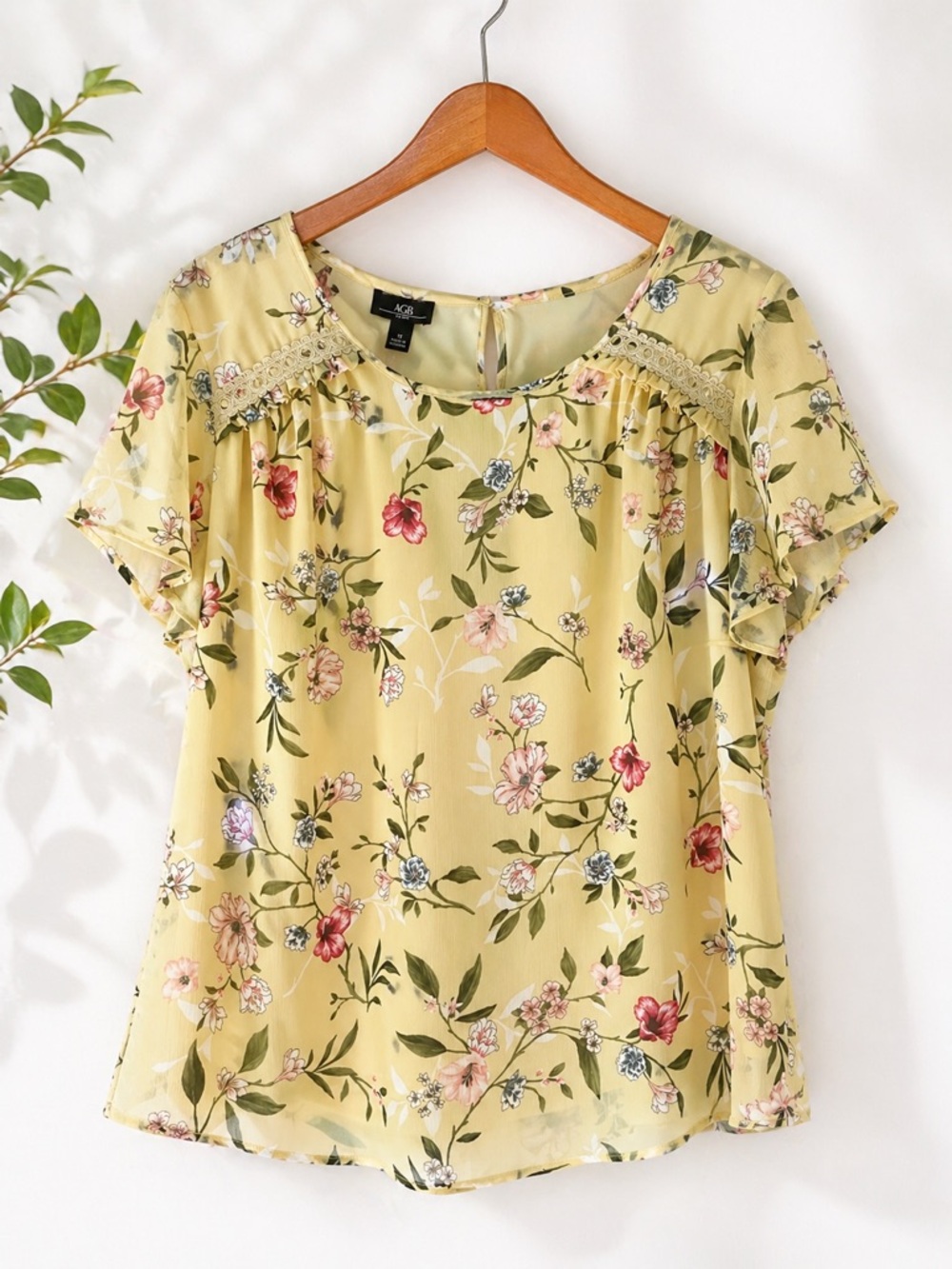 AGB Yellow Floral Flutter Sleeve Blouse - Size XXL
